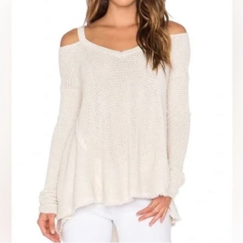 🤪 Free People Cream Off-the-Shoulder Sweater